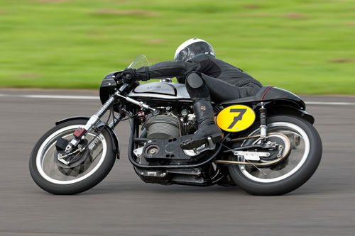 Norton-manx-498cc-motorcycle-1d35000