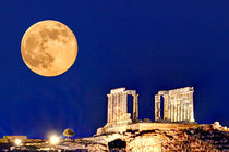 Fullmoon rise at Sounio, Greece by Constantinos Iliopoulos