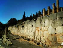 Antike polygonale Grundmauer von Sabine Radtke