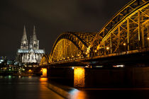 Köln bei Nacht von Rob Hawkins