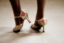 Dancing feet by Gema Ibarra