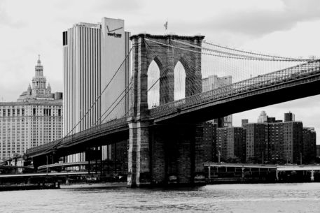New-york-city-brooklyn-bridge-01