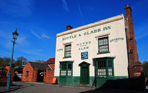 Bottle-and-glass-dudley