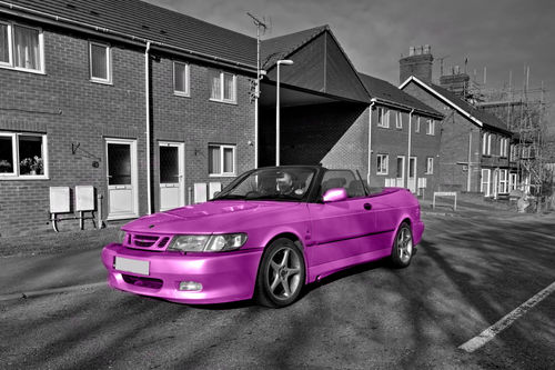 Saab-pink