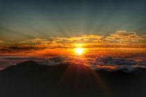 Über den Wolken - Haleakala Sunrise by Maria Killinger