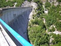 Dam in Italy by esperanto
