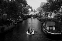 Boating On The Canals Of Amsterdam von Aidan Moran