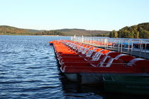 red pedal boats  von hadot