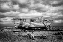 'High and Dry at Dungeness' von David Hare