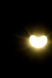 Sonnenfinsternis II / solar eclipse II - Her majesty becomes a shining heart von mateart