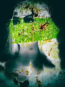Behind the green by Gabi Hampe