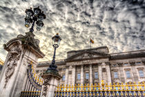 Buckingham Palace by David Pyatt