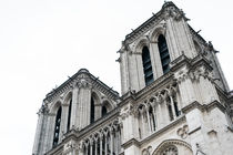 Notre Dame de Paris by whiterabbitphoto