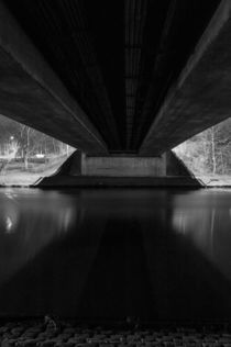 Brücke bei Nacht von gilidhor