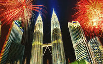  The Petronas Twin Towers  von lanjee chee