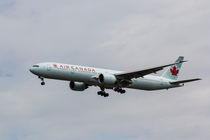 Air Canada Boeing 777 by David Pyatt