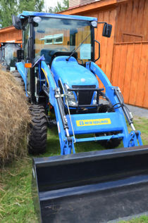 New Holland Workmaster 75 Tractor  2 by lanjee chee