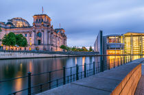 Reichstag an der Spree I von elbvue by elbvue