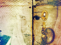 The face behind the old door by Gabi Hampe