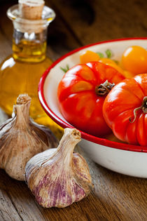 Biotomaten und Olivenöl - Organic tomatoes and olive oil von Thomas Klee