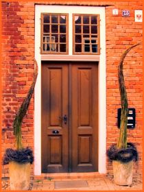 Door-Tür by Sandra  Vollmann