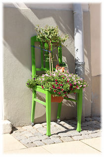 Chair With Flowers von mario-s