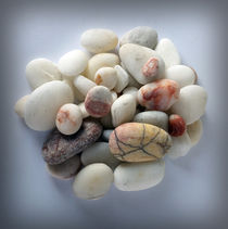 white pebbles by feiermar