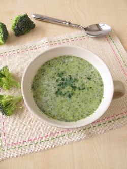 Img-5866-h-broccoli-cremesuppe