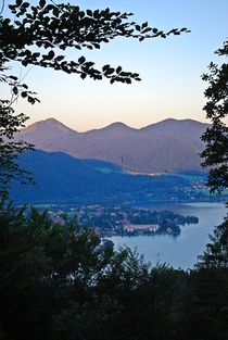 Rottach-Egern am Tegernsee kurz nach Sonnenaufgang... 3 von loewenherz-artwork