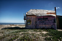 The surfer ́s paradise is a cabana - abandoned at wintertime by Diana C. Bernardi