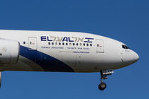 El Al Boeing 777 by David Pyatt