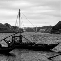 boat at Porto by Flavio Molina