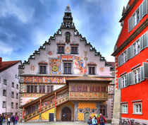 Das alte Rathaus von Lindau am Bodensee im Süden Deutschlands by Gina Koch