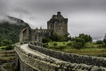 Eilean donan Castle by Sam Smith