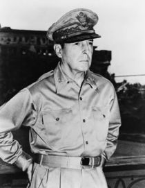 General MacArthur by warishellstore