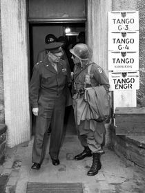 General Eisenhower and General Ridgway -- WWII von warishellstore