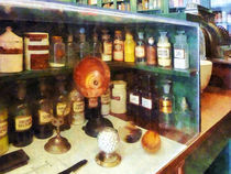Behind the Counter at the Drugstore von Susan Savad