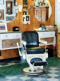 Barber Shop One Chair von Susan Savad