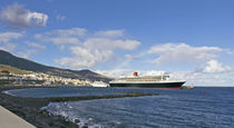 'Hafen von La Palma mit QM 2' by monarch