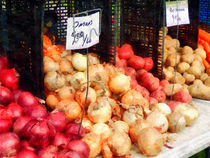 Onions and Potatoes von Susan Savad