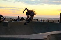 Skater in Los Angeles Scater at the beach by ann-foto