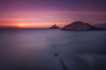 Daybreak at Mumbles lighthouse by Leighton Collins