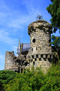Der Glockenturm von der Löwenburg by Bernhard Kaiser