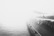 Nebel an den Landungsbrücken von Florian Kunde