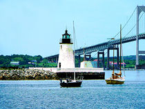 Rhode island - Lighthouse Bridge and Boats Newport RI von Susan Savad