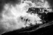 Berg mit Wolken by Rico Ködder