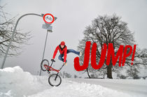 Jump - BMX Flatland im Winter von Matthias Hauser