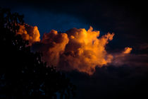 Orangene Wolke by mroppx