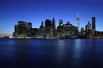 Blaue Stunde über Manhattan von Patrick Lohmüller