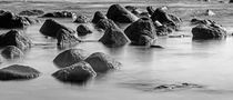 Steine im Meer by gelibolu